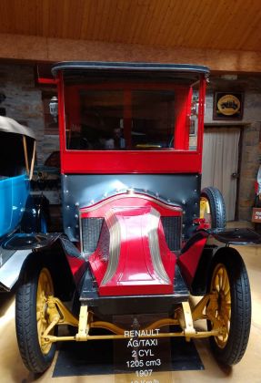 Renault AG / Taxi, Baujahr 1907 - 1.295 ccm Zweizylinder-Motor Renault AG / Taxi, Baujahr 1907 - 1.295 ccm Zweizylinder-Motor