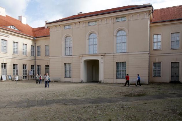 Das Schloss Rheinsberg, bekannt durch Kurt Tucholskys Erzählung 'Rheinsberg. Ein Bilderbuch für Verliebte' Das Schloss Rheinsberg, bekannt durch Kurt Tucholskys Erzählung 'Rheinsberg. Ein Bilderbuch für Verliebte'