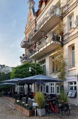 Hafenstadt Sassnitz - die Altstadt-Brasserie im Reichshof in der Sassnitzer Altstadt Hafenstadt Sassnitz - die Altstadt-Brasserie im Reichshof in der Sassnitzer Altstadt