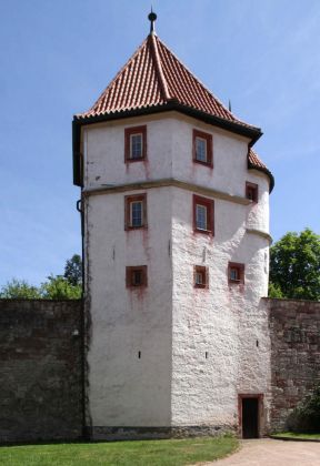 Schmalkalden am Rande des Thüringer Waldes - der Kristallturm hinter dem Schloss Schmalkalden am Rande des Thüringer Waldes - der Kristallturm hinter dem Schloss
