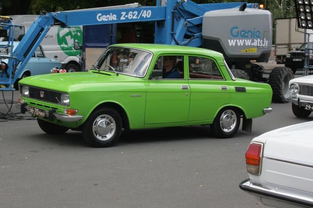 Eine Moskwitsch 2140 Limousine der Bauzeit 1975 bis 1988 - 1,5-Liter OHC-Motor, 75 PS Eine Moskwitsch 2140 Limousine der Bauzeit 1975 bis 1988 - 1,5-Liter OHC-Motor, 75 PS