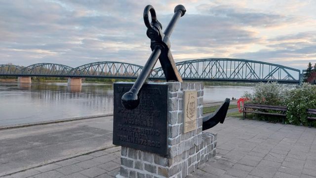 Toruń, Thorn - Abendstimmung an der Weichsel-Promenade Toruń, Thorn - Abendstimmung an der Weichsel-Promenade