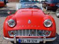 Ein Triumph TR 3 A Roadster der Bauzeit 1957 bis 1962 - erkennbar am verbreitertem Kühlergrill, der liebevoll ‚Dollar Grin‘ genannt wurde