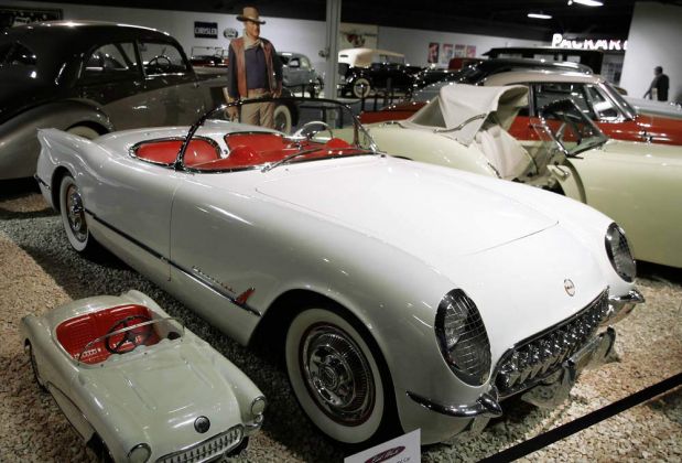Chevrolet Corvette C 1, Baujahr 1953 – Erstbesitzer war der Filmschauspieler John Wayne – Harrahs Collecrion, Reno, Nevada Chevrolet Corvette C 1, Baujahr 1953 – Erstbesitzer war der Filmschauspieler John Wayne – Harrahs Collecrion, Reno, Nevada